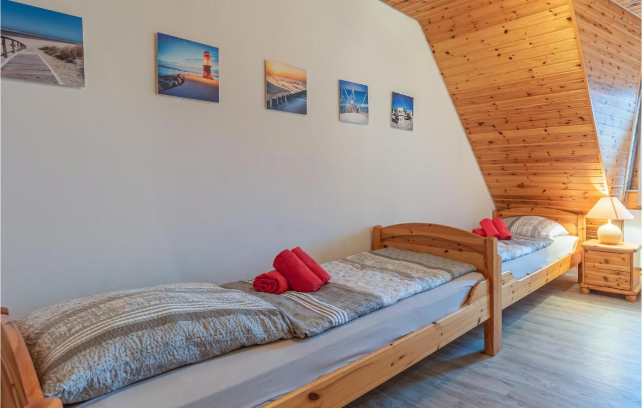 Awesome Home In Friedrichskoog-Spitze With 2 Bedrooms And Wifi Экстерьер фото